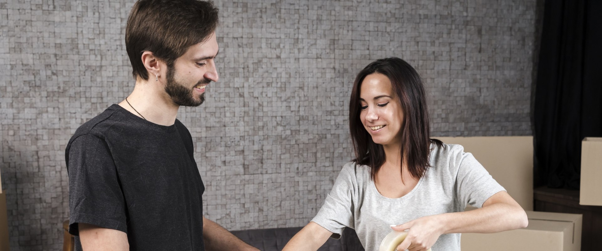 The Benefits of Hiring Local Movers